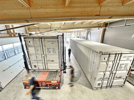 Bild zeigt Energiezentralen bei der Fertigung